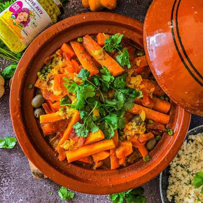 Gemüse Tajine mit Kürbis, Kichererbsen, Zitronen-Couscous und Viva Aviv Sauce für Gemüse