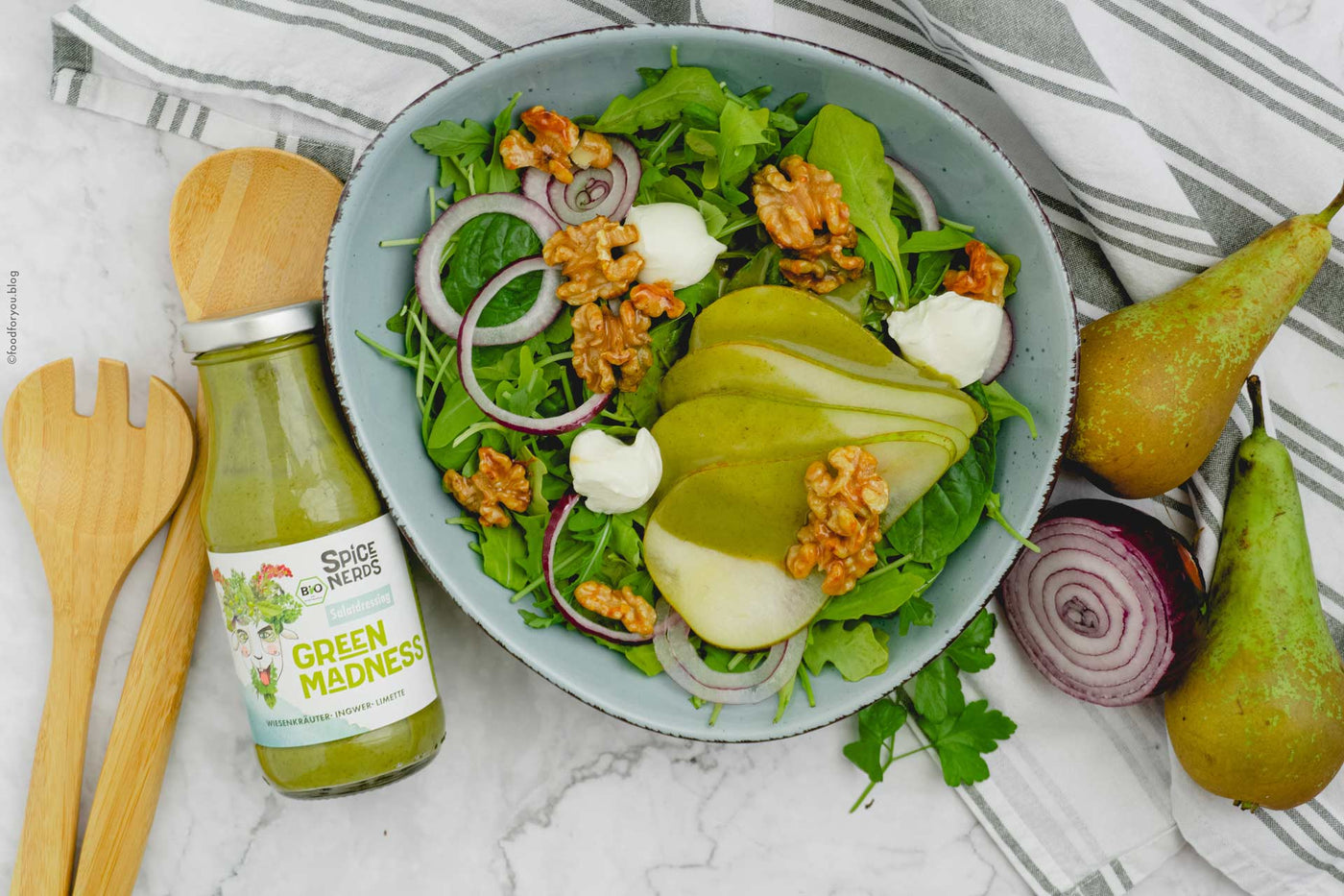 Salat mit SpiceNerds Green Madness Dressing